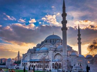 Süleymaniye Camii Neredir ve Kim Yapmıştır?